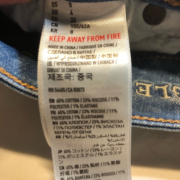 American Eagle Super Stretch Jean Shorts Size 0 - Picture 5 of 8